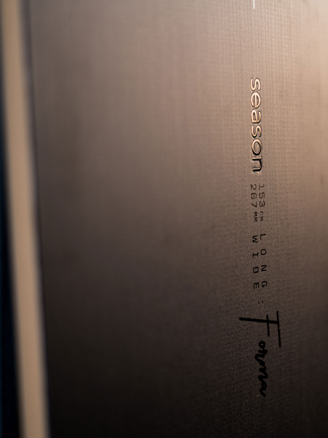 season シーズン スノーボード　forma フォーマ スノーボード シーズン フォルマ スノーボード |パウダーとカービングに最適な